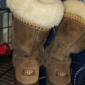 UGGs